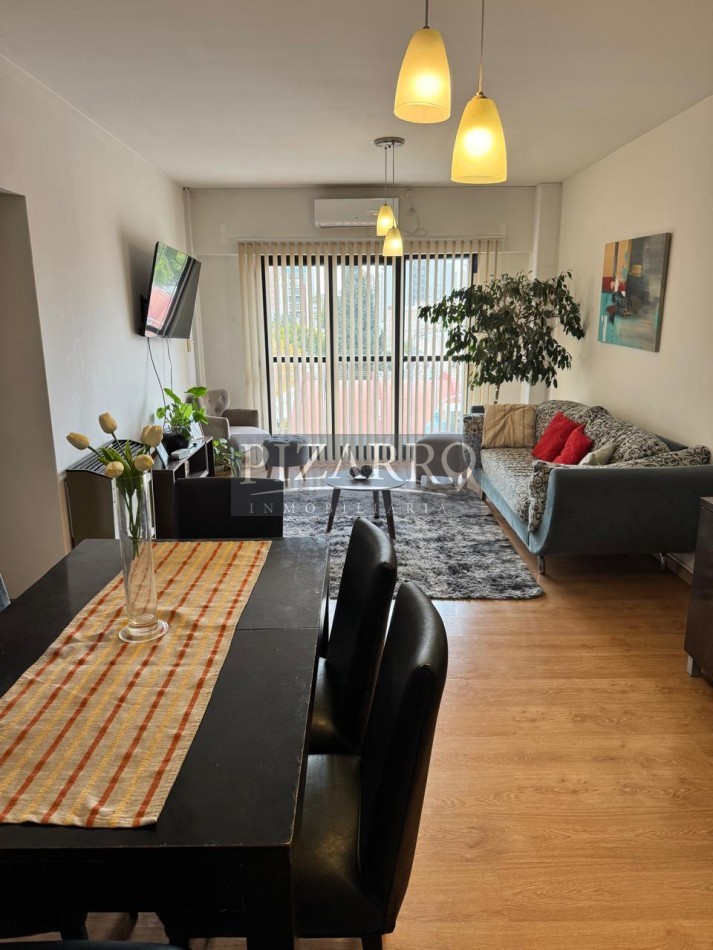 Venta Departamento tres dormitorios centrico Apto Credito