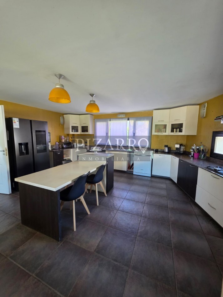 Venta Casa 4 dorm. Comahue Golf Club Neuquen
