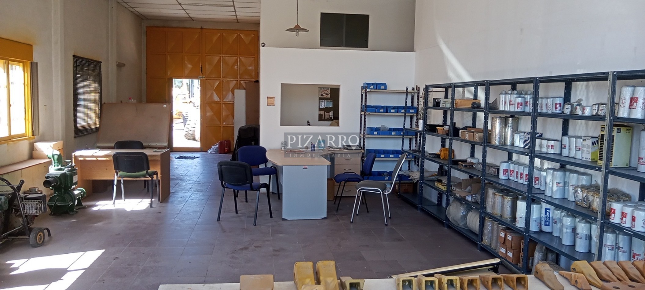 Alquiler Local Comercial con Galpon sobre ex ruta nacional 22.