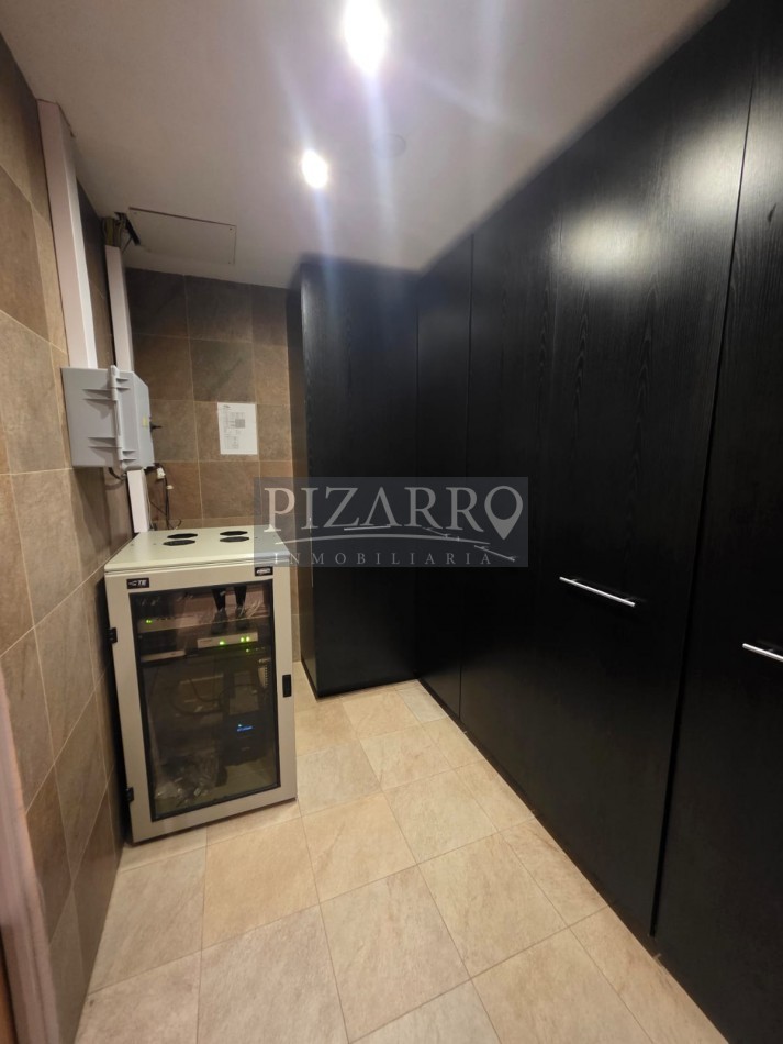 Alquiler Oficina Centrica Totalmente Equipada