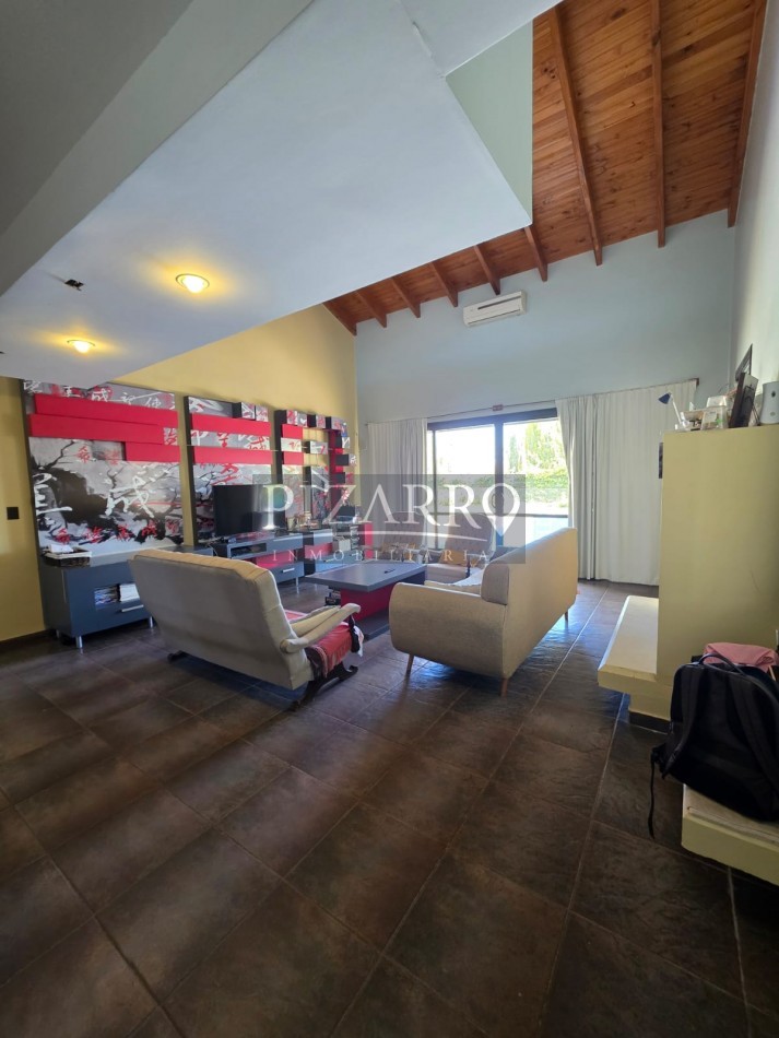 Venta Casa 4 dorm. Comahue Golf Club Neuquen