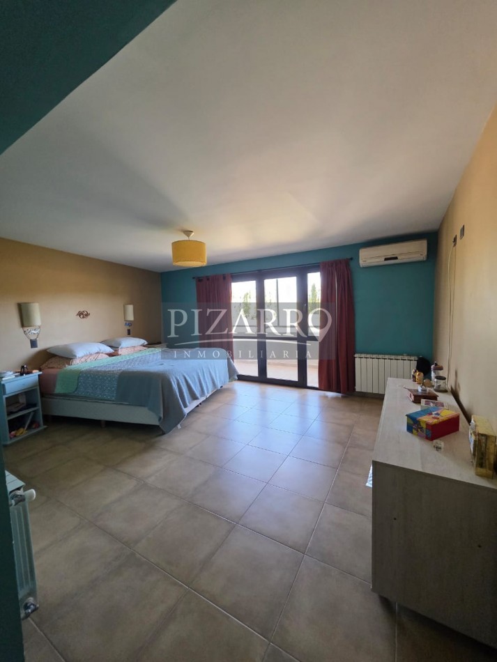 Venta Casa 4 dorm. Comahue Golf Club Neuquen