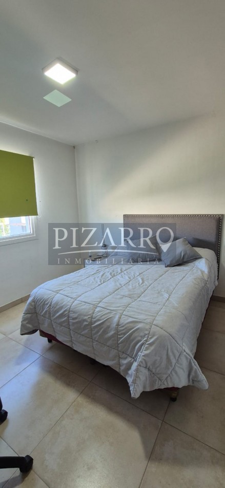 Venta Duplex 3 dorm. Barrio La Peregrina APTO CREDITO!