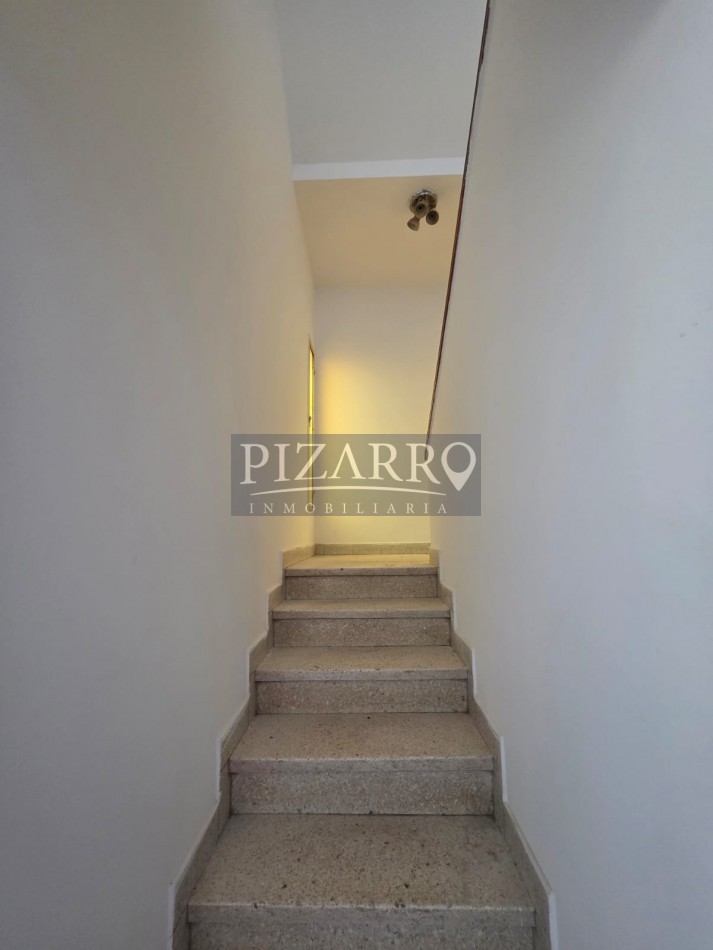 Alquiler Casa 4 dorm con patio y cochera cubierta