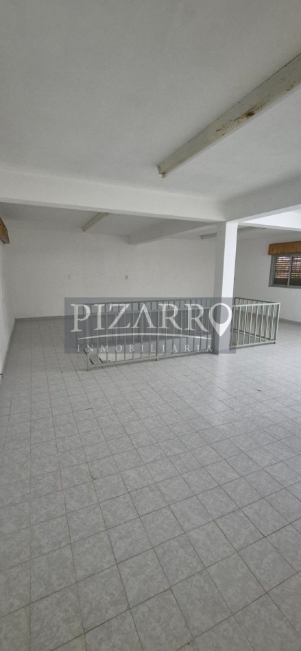 Venta Local Comercial con deposito y casa