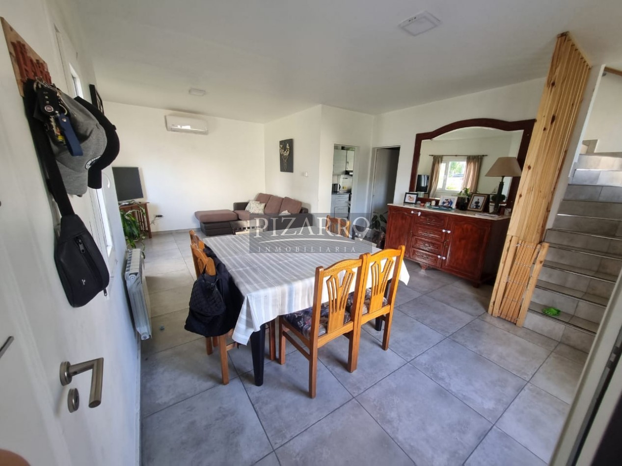 Venta Duplex 3 dorm. Barrio La Peregrina APTO CREDITO!