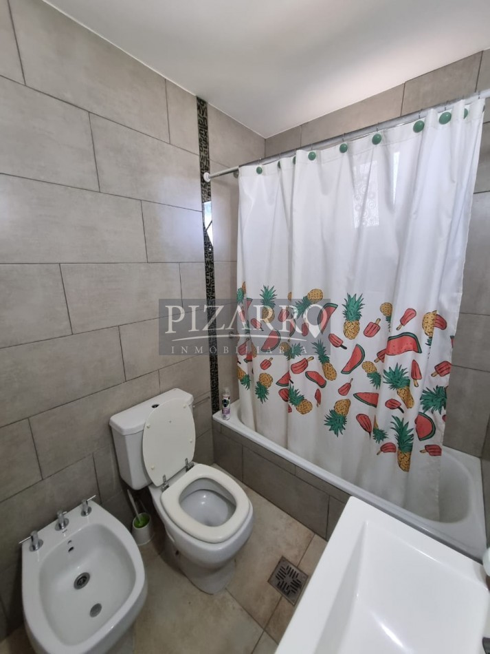 Venta Duplex 3 dorm. Barrio La Peregrina APTO CREDITO!